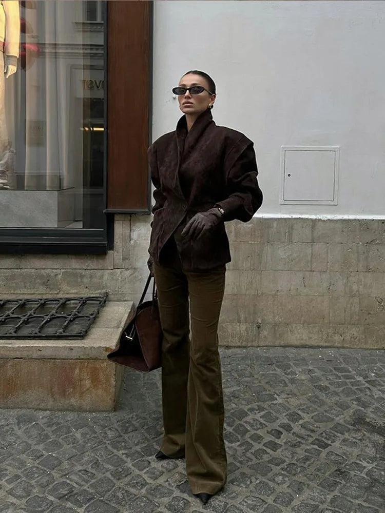 Brown Single Breasted Suede Jacket Women'S Fashion Full Sleeve Buckle Lapel Slim Shoulder Pad Coat Lady High Streetwear 2025 New